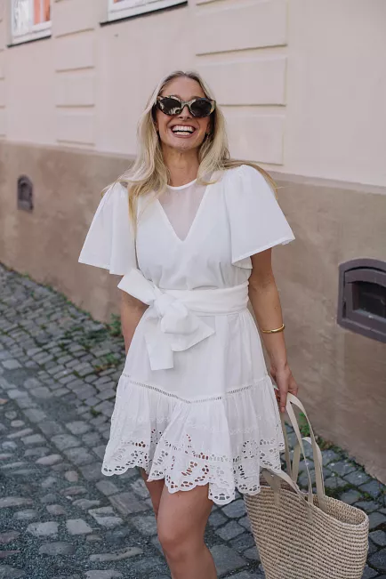 Confettibird confettimama embroidery dress white kjole fokus