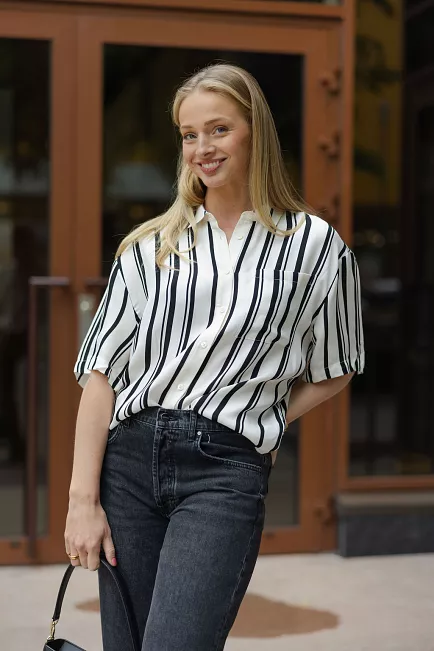 Anine Bing Coco Shirt Ivory And Black Monogram Stripe skjorte