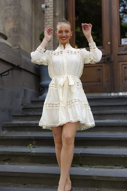 Nectar Honesty Dress Cloudy Cream minikjole 2