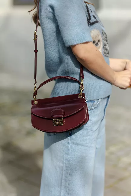 GANNI Apo-G Bag Mini Top Handle Box Tawny Port skulderveske