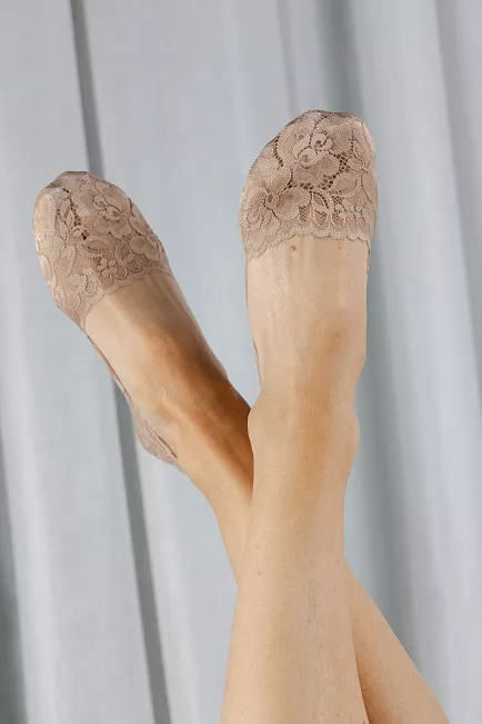 Oroblu Lacy No Show Socks Cosmetic steps