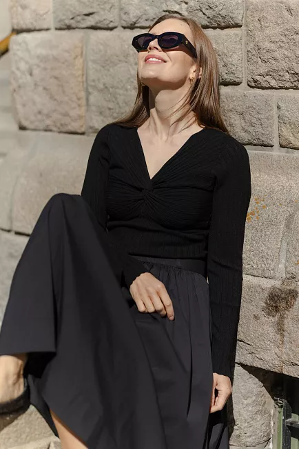 Andiata Polly Rib Knit Black genser 2