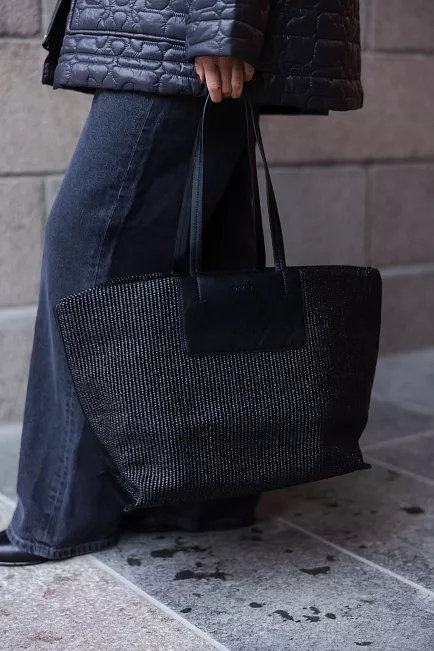 DAY ET My Companion Bag Black veske 2