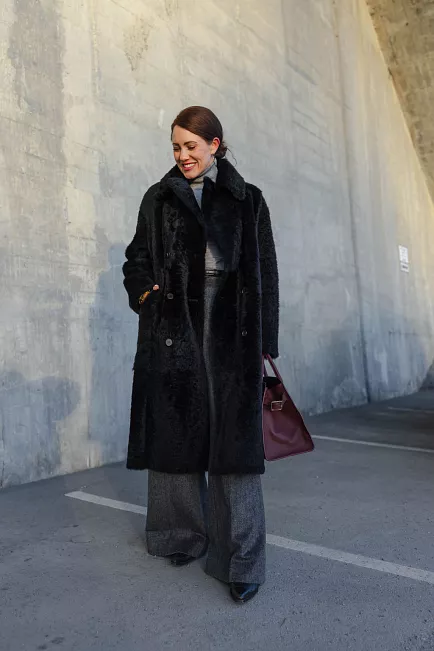 Utzon Clark Coat Lacon Teddy Black pelskåpe