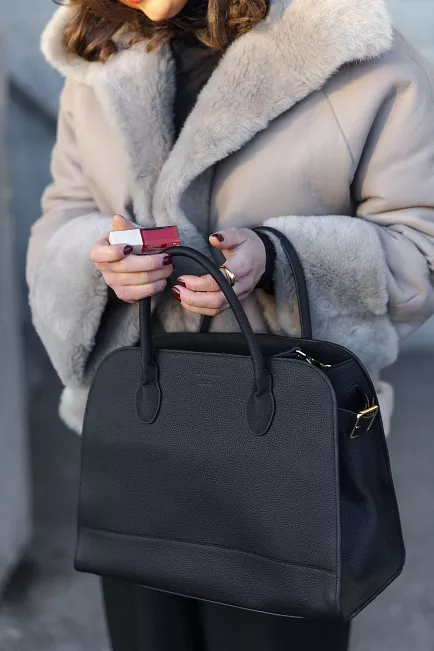 HiiL Studio x Jim Rickey HiiL Tote Grained Black veske