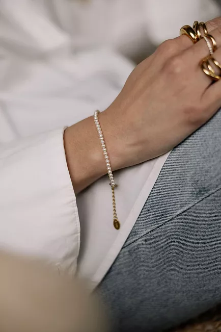 HiiL Studio Jewelry Pearl Bracelet Small Gold armbånd 2