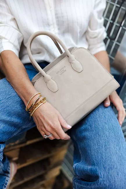 HiiL Studio x Jim Rickey HiiL Tote Small Suede Dk Sand veske