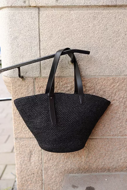 Lie Studio The Bianca Raffia Bag Large 1