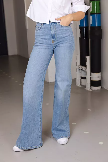 Jeanerica Fuji Jeans Azurina Blue jeans