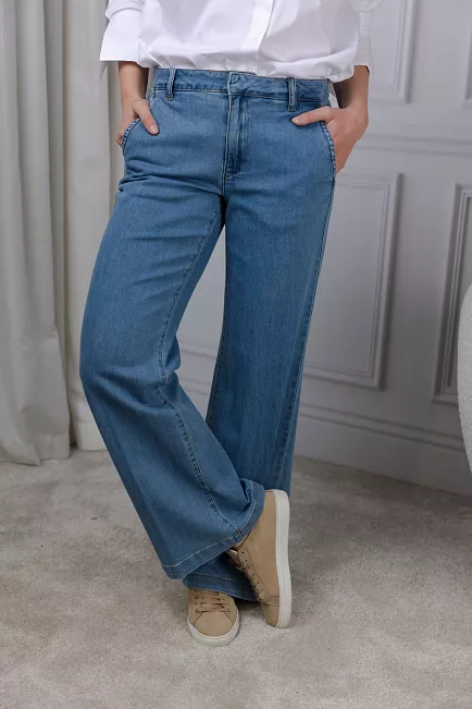 My Essential Wardrobe 30 The Lara 115 Pant Medium Blue Wash jeans