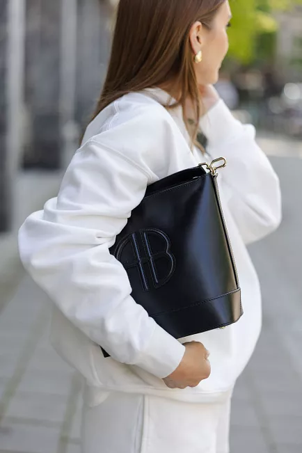 Anine Bing Lili Bucket Bag Black skulderveske 2
