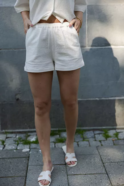 Arnie Says Ash Quilted Gauze Shorts White 2