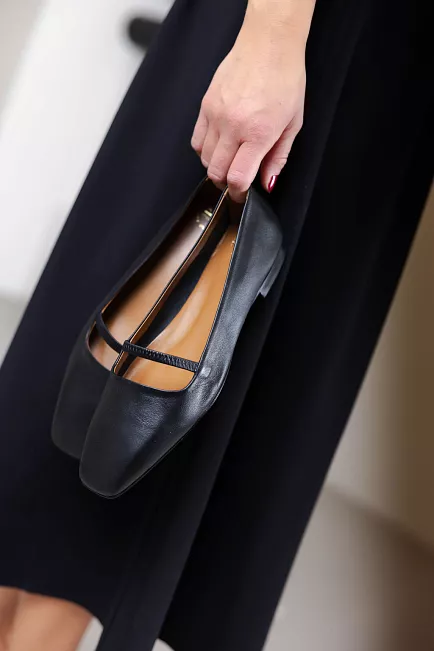 Atp atelerier Loria Nappa Ballet Flats Black ballerinasko mary jane 2