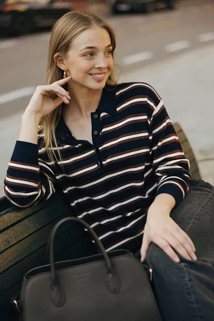 Pia Tjelta ros sweater genser striper 1