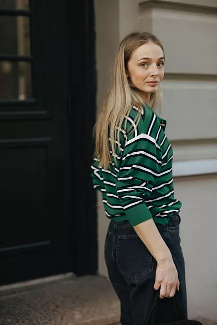 Pia Tjelta ros sweater genser striper 2
