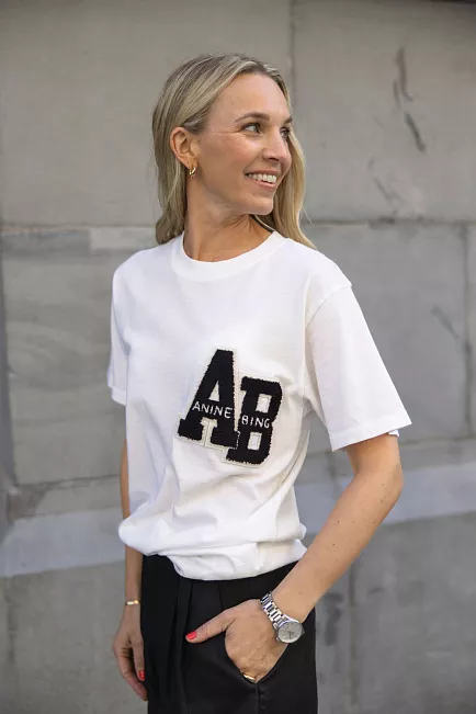 Anine Bing Lili Tee Letterman Off White t-skjorte