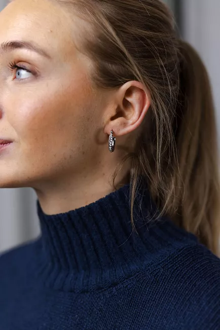 HiiL Studio Jewelry Sparkling Hoops Silver 20mm øreringer