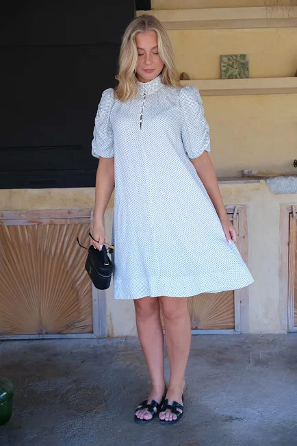 HiiL Studio Dream Dress White With Black Dots kjole