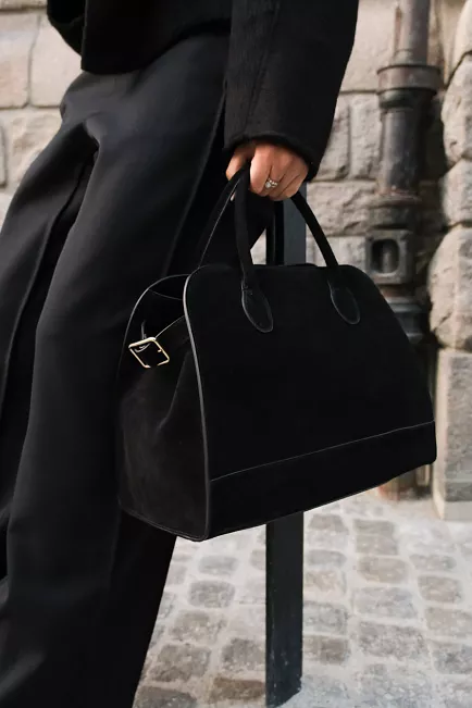 HiiL Studio x Jim Rickey HiiL Tote Suede Black veske sort