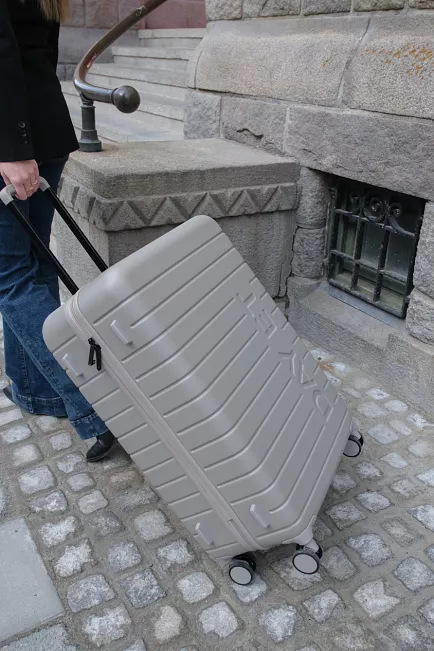 Day Et Tonal 28 Suitcase Moon Rock koffert 2