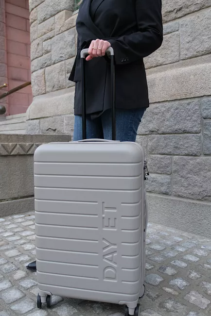 Day Et Tonal 24 Suitcase Moon Rock 