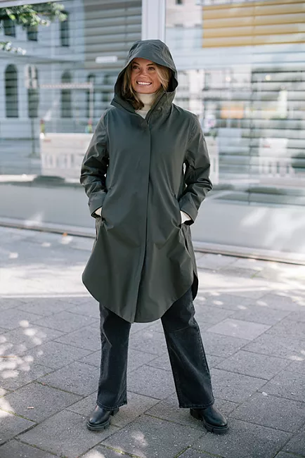 Scandinavian Edition Flair Dark Olive allværsjakke