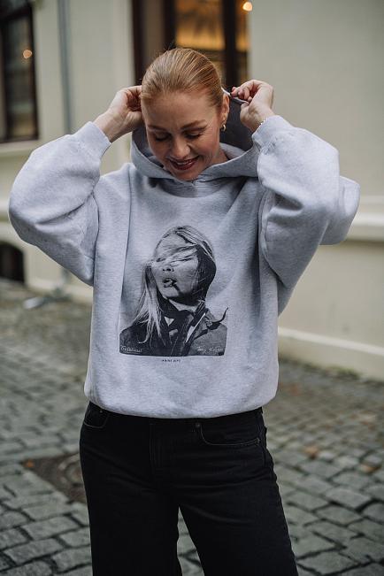 Anine Bing Harvey Sweatshirt AB x TO x Brigitte Bardot Grey hettegenser 2