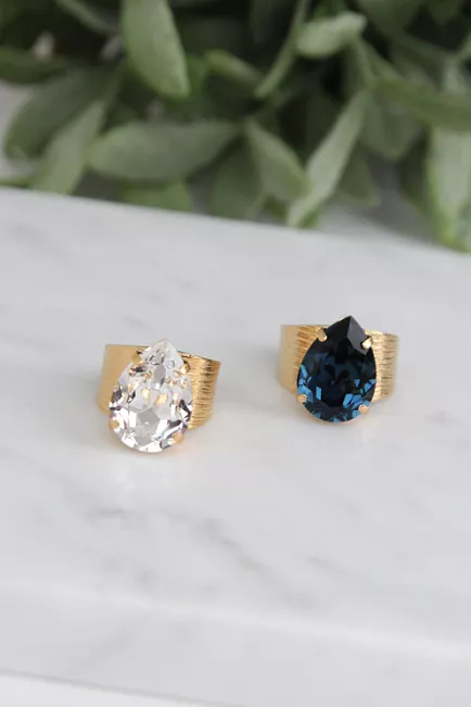 Caroline svedbom classic drop ring crystal 2