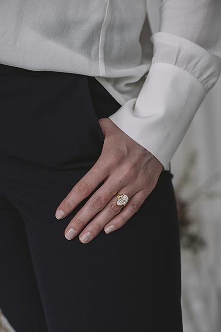 Caroline Svedbom Mini Drop Ring Gold Crystal 1