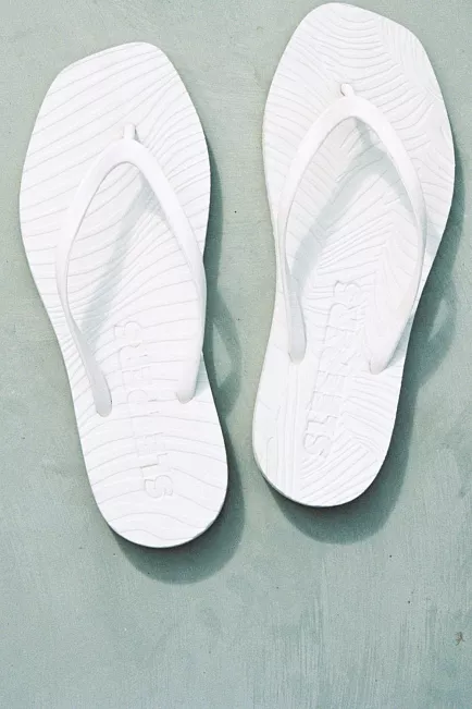 Sleepers Tapered Flip Flops White sandaler