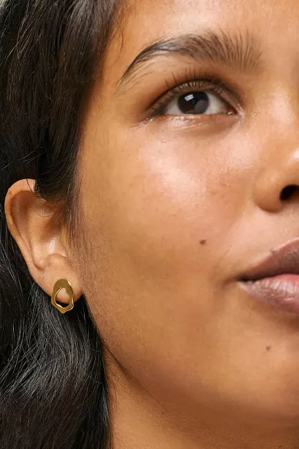 Enamel Copenhagen Daphne Studs Gold øredobber