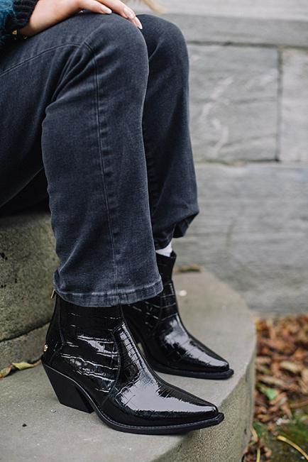 Anine Bing Tania Croco Boots Black Embossed støvletter sko