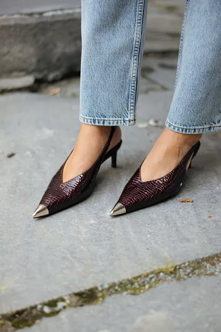 ANINE BING nina heels with metal toe cap burgundy small embossed