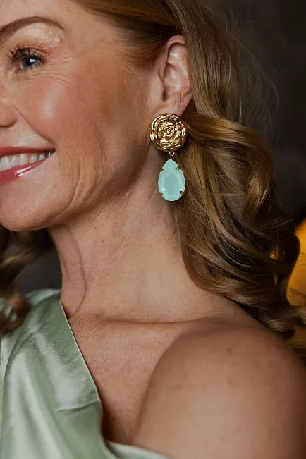 Caroline Svedbom Rosita Drop Earrings Gold Soft Mint øredobber 3