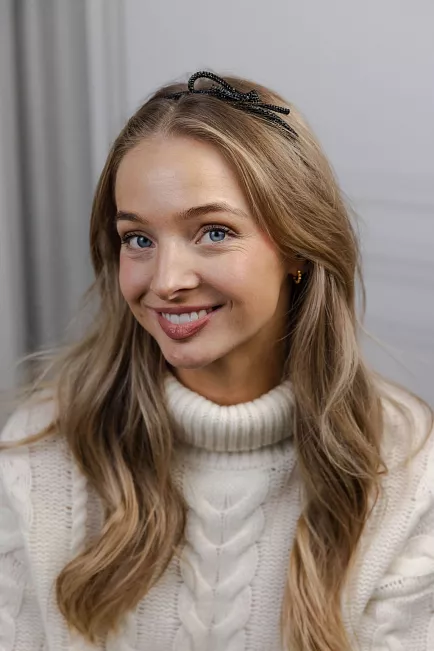 Day ET Slim Glitter Bow Hair Band Black hårbøyle 
