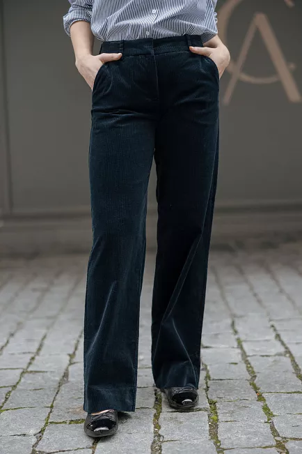 Five Units DenaFV 837 Dark Blue Corduroy bukse