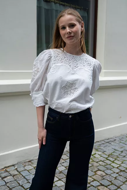 byTiMo Linen Embroidery Blouse White bluse 2