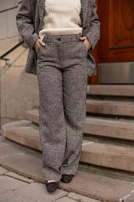 Holzweiler Emi Herringbone Trouser Brown Mix bukse 1