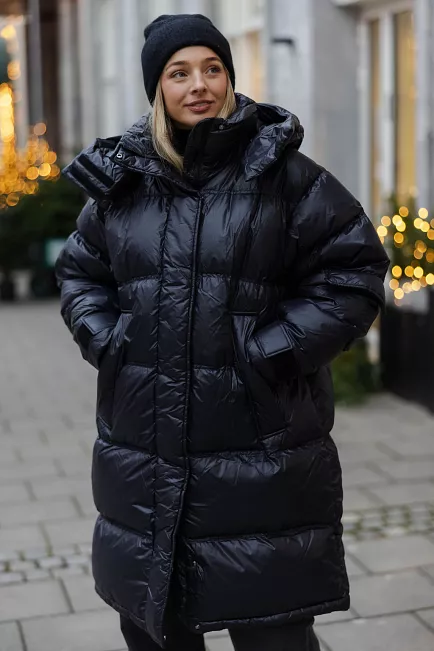 Holzweiler Steilia Down Jacket Black dunkåpe 2