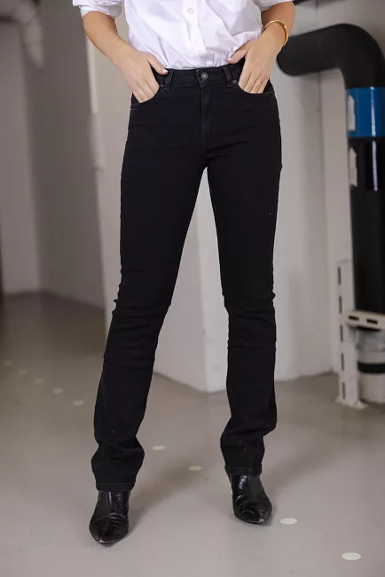 jeanerica Hydra Jeans Black 2 Weeks