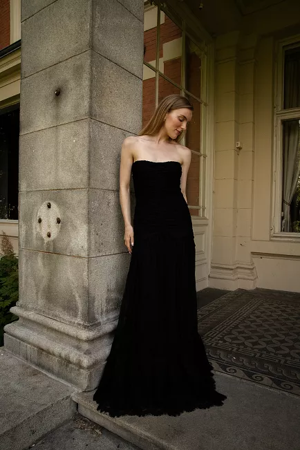 byTiMo Lace Rouching Gown Black kjole