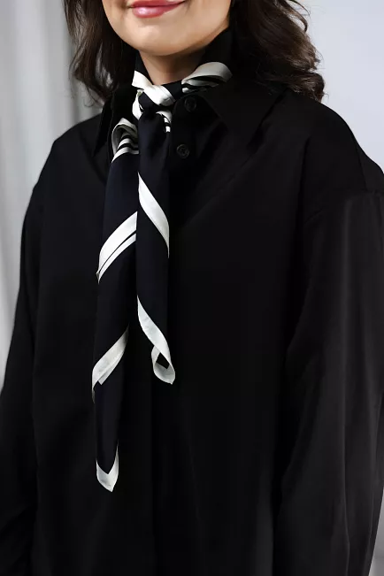 Lescarf No. 2 Black & Cream silkeskjef 4