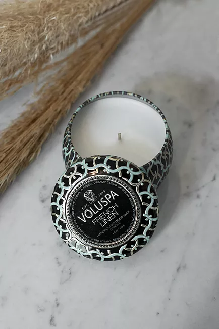 Voluspa Mini Tin Candle 25t French Linen duftlys