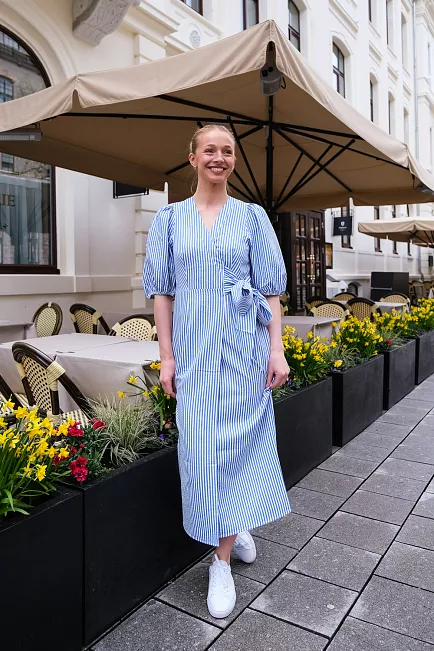 HiiL studio Sophia Long Wrap Dress Blue Stripe kjole