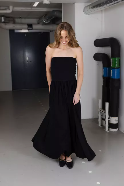 Viveh Petunia Dress And Skirt Black kjole skjørt 2