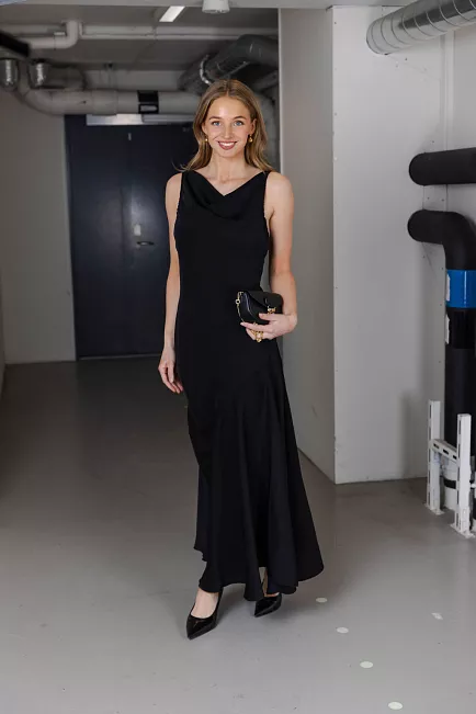 Viveh Aster Dress Black maxikjole 