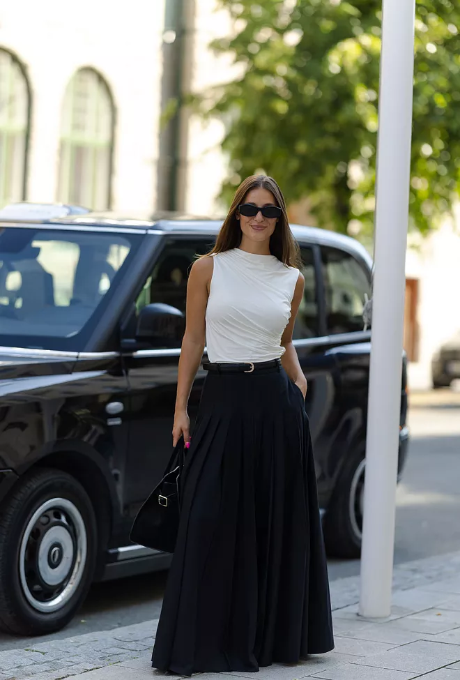 Self-Portrait Pleated Twill Maxi Skirt Black skjørt