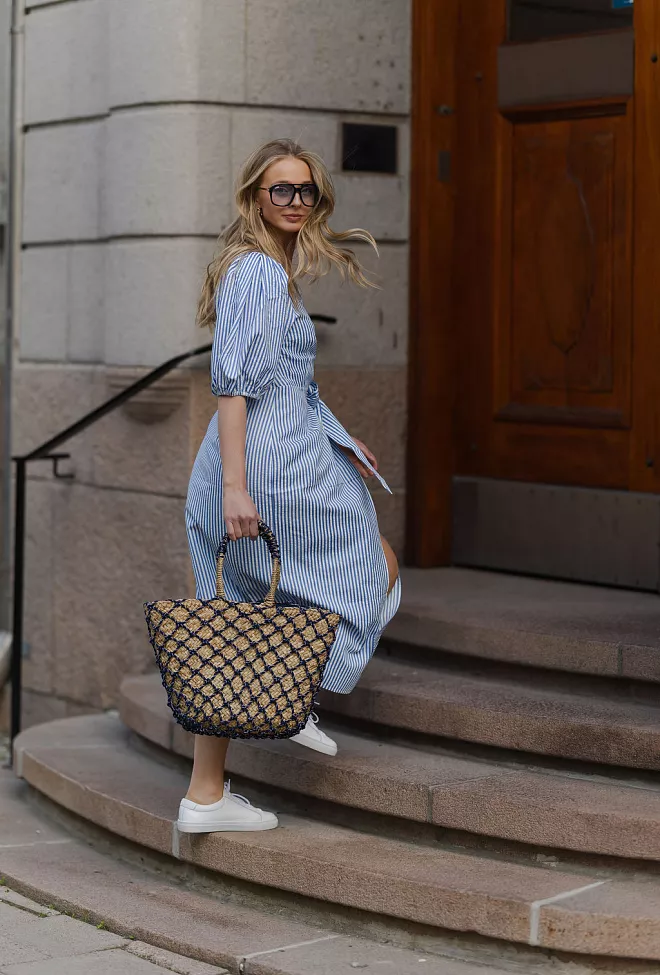 HiiL studio Sophia Long Wrap Dress Blue Stripe kjole 7