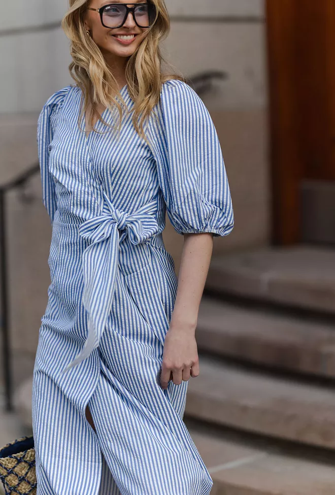 HiiL studio Sophia Long Wrap Dress Blue Stripe kjole 8