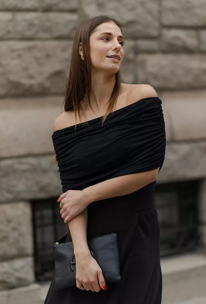 Viveh Dosinia Top Black topp 8